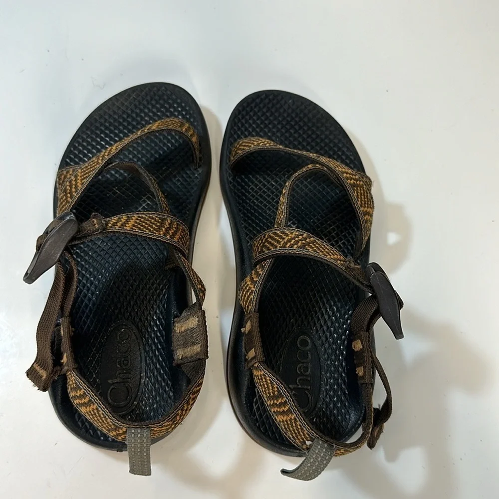 Chaco Z1 Ecotread Orange Strappy Sandals Size 3